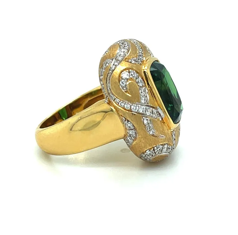 7.26 Carat Tsavorite Garnet and Diamond 18k Yellow Gold Handmade Ring