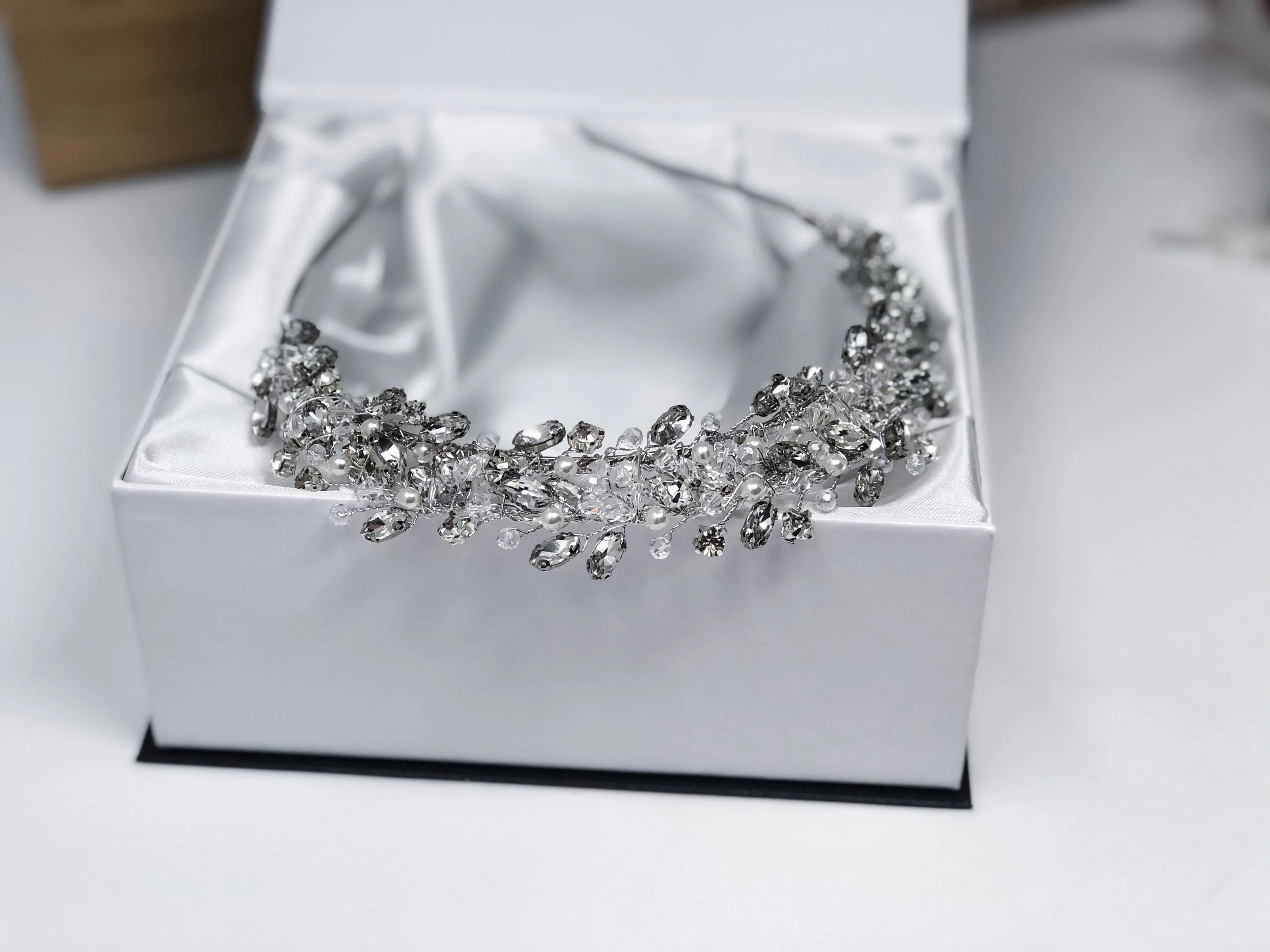 Crystal Bridal Tiara - Wedding Crown - Sparkly Tiara - Wedding Jewellery - Bridal Headband - Bride Headpiece