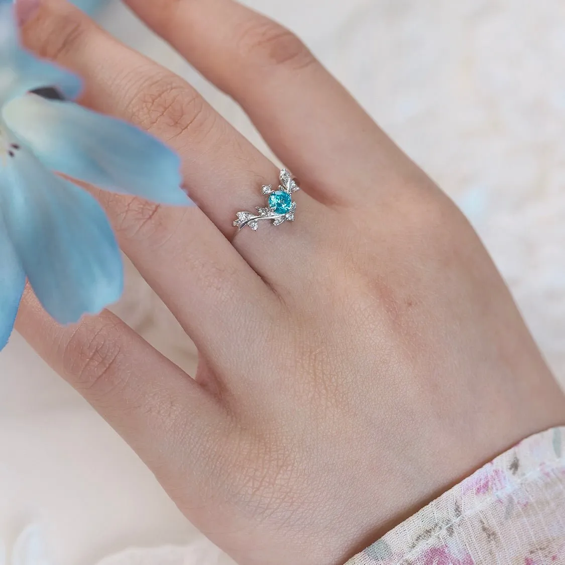 Dilara Tiara Ring