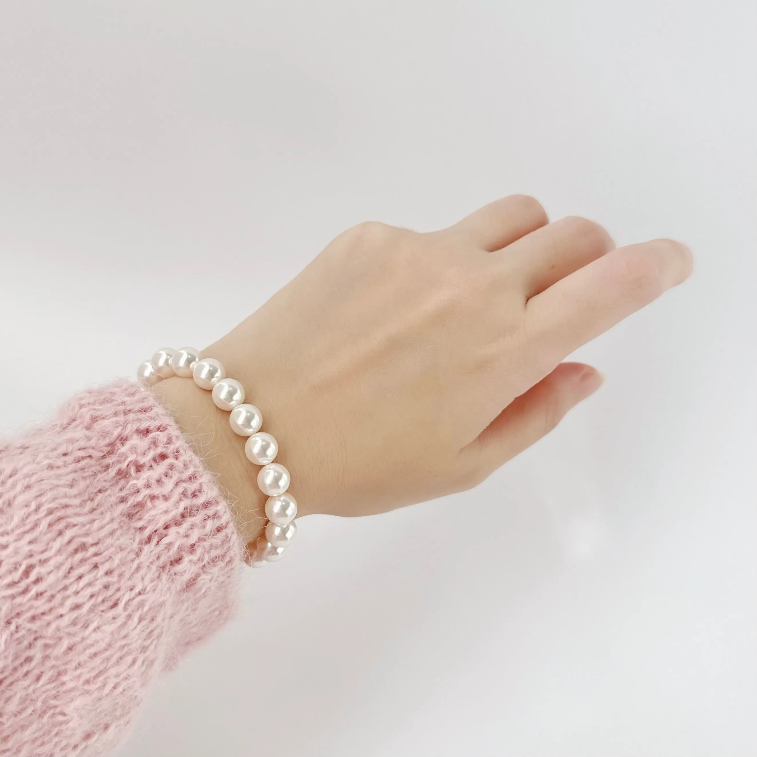 Evangeline 8mm Pearl Bracelet
