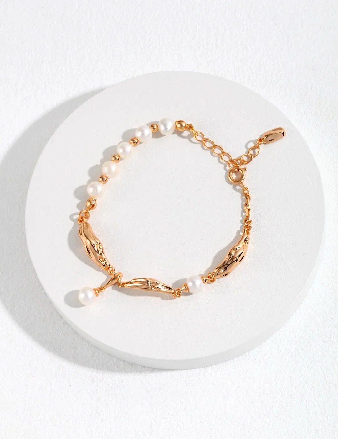 Golden Wave Pearl Bracelet