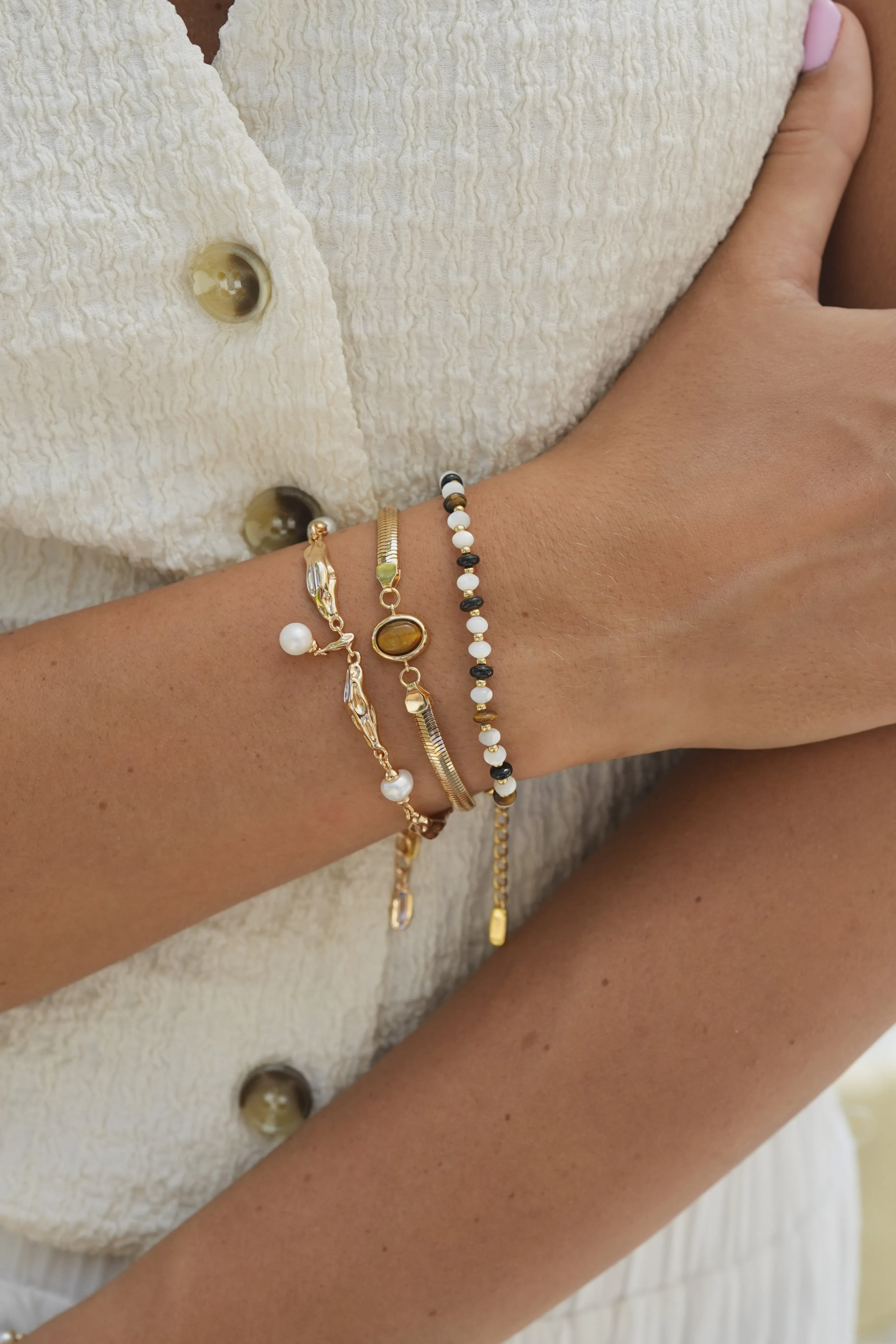 Golden Wave Pearl Bracelet