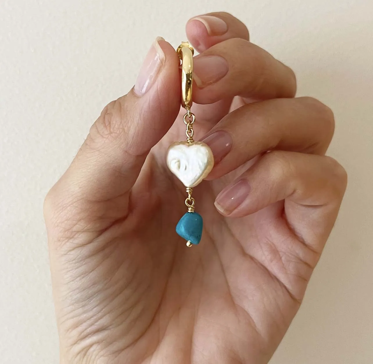TURQUOISE PEARL HEART DROPS